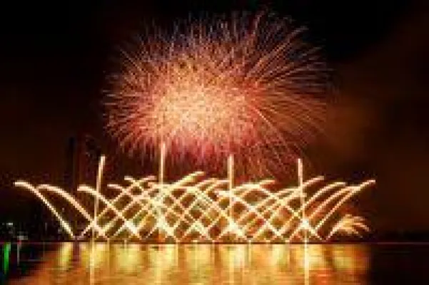 Bild: Hochzeitsfeuerwerke voll im Trend bei Ruhrfeuerwerk