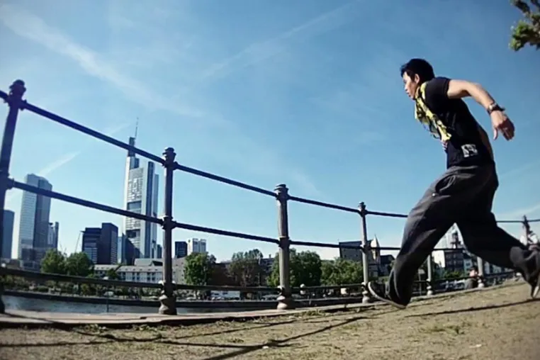 Bild: The Ledwalk - Parkour Video (Led Stone)