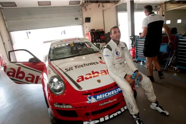 Bild: Team 'tolimit arabia' bei der Porsche GT3 Cup Challenge Middle East in Abu Dhabi