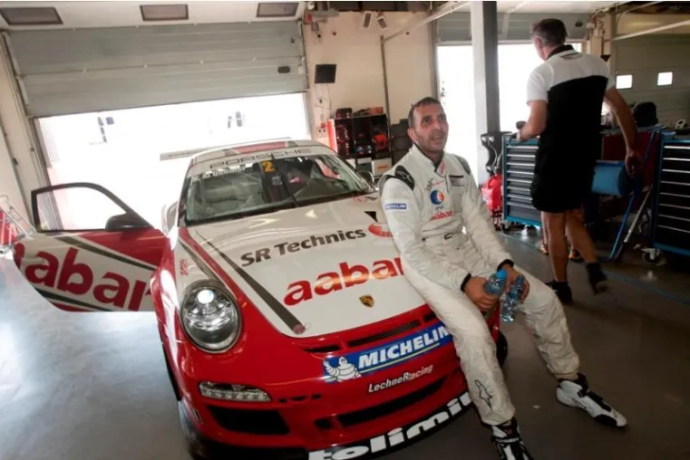 Bild: Team 'tolimit arabia' bei der Porsche GT3 Cup Challenge Middle East in Abu Dhabi