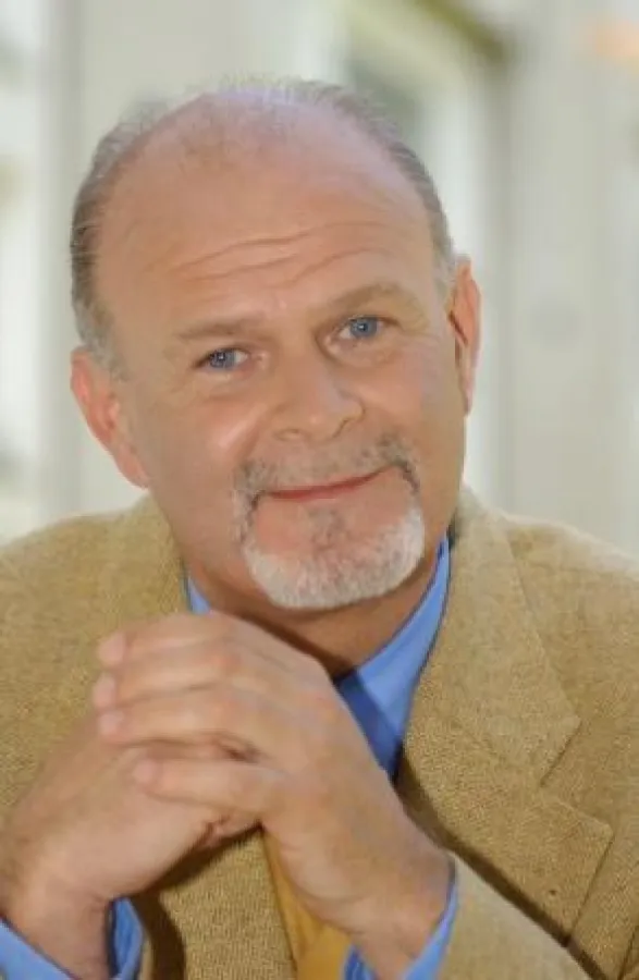 Herr Dr. n. med. Richard Bednarek, Cherfarzt der Geriatrischen Abteilung der Simssee Klinik