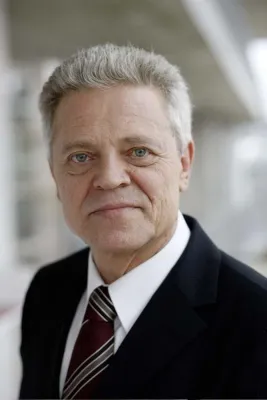 Ärzte und Handwerker als Vorreiter in die Zukunft der ‚Smart Services‘ Bild: Ärzte und Handwerker als Vorreiter in die Zukunft der ‚Smart Services‘