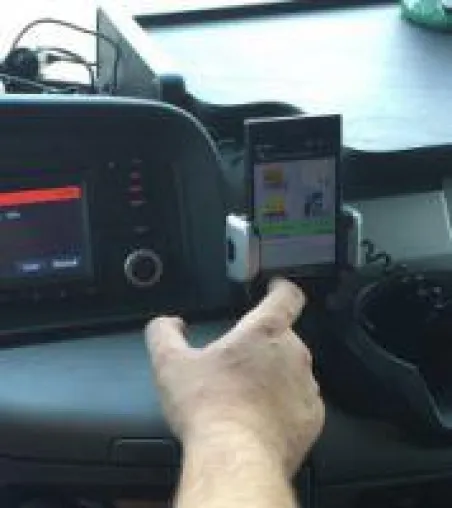 Bild: Anwendertest: Voll vernetzt vom Lager bis zum Kunden mit der Telematik-App der AIS GmbH