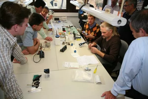 Bild: Künftig als Co-Therapeut der Zahnärzte - Workshop der GZFA in München