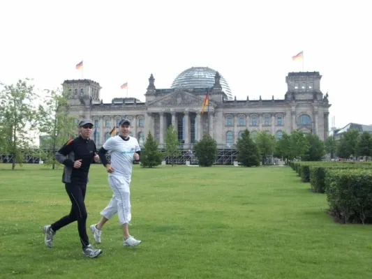 Bild: Sightseeing auf die sportliche und atemberaubende Art in Berlin auch zur Leichtathletik Weltmeisterschaft