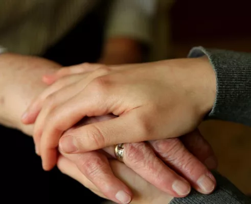 Bürgerstiftung Erlangen erhöht Engagement im Senioren-Bereich Bild: Bürgerstiftung Erlangen erhöht Engagement im Senioren-Bereich