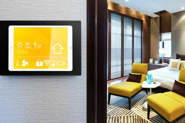 Bild: Magnetisch, praktisch, gut – Neue Tablet Wandhalterung mit Magnetverschluss als Smart Home Control Panel