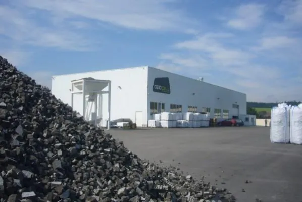 GEOCELL baut kräftig aus: Schaumglas-Produktion am Standort Gaspoltshofen verdoppelt Bild: GEOCELL baut kräftig aus: Schaumglas-Produktion am Standort Gaspoltshofen verdoppelt