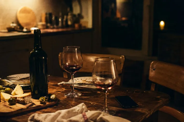 Bild: Der Mitternachtswein: Warum man sich oft an den letzten Wein eines Abends erinnert