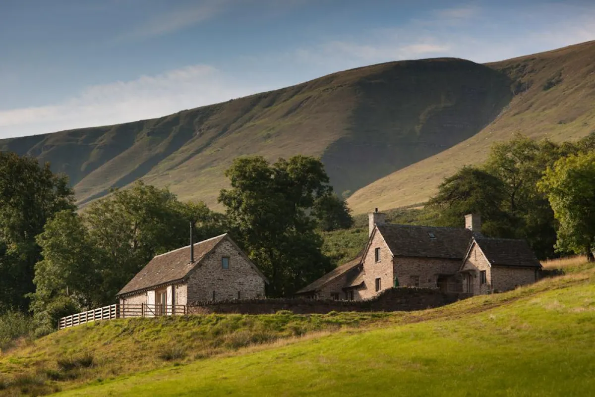 Eines der Anwesen im Sheepskin-Portfolio: Knightsfield im Brecon-Beacons-Nationalpark, Wales - Foto: Sheepskin