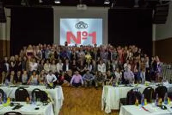 Internationales Gipfeltreffen: Wilde Cosmetics lud zum Exportmeeting nach Mallorca ein Bild: Internationales Gipfeltreffen: Wilde Cosmetics lud zum Exportmeeting nach Mallorca ein