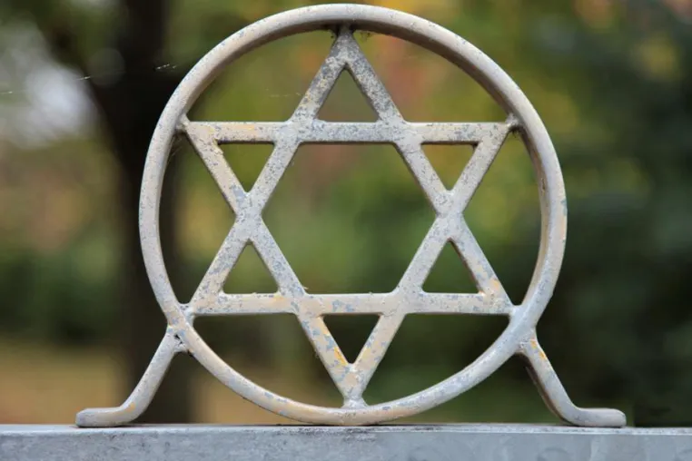 Bild: IBB e.V. in Dortmund setzt mit Studienfahrten auf Wissen gegen Antisemitismus