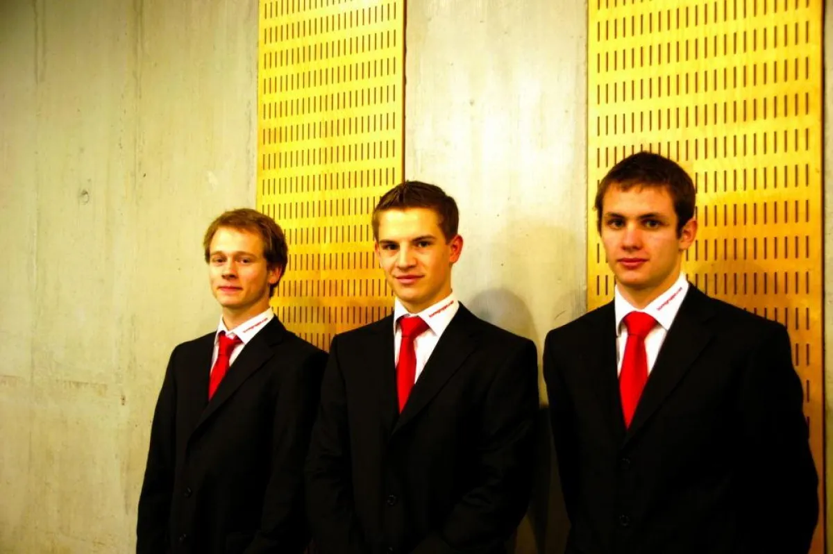 Die Sieger des zweiten Wettkampfs: 1. Luzio Egli (Mitte), 2. Alain Dupasquier (links), 3. Felix Brühwiler (rechts)