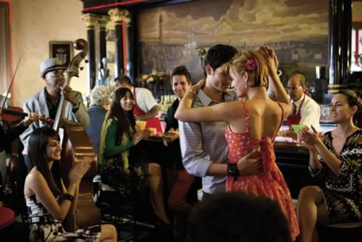 Unverfälschtes Kuba - Mehr als Rum und Zigarren Bild: Unverfälschtes Kuba - Mehr als Rum und Zigarren