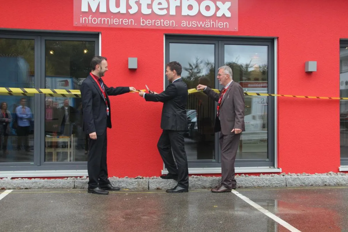 Eröffnung der TALBAU-Haus-Musterbox: v.l. Sven Feil, Ian Schölzel, Jürgen Feil