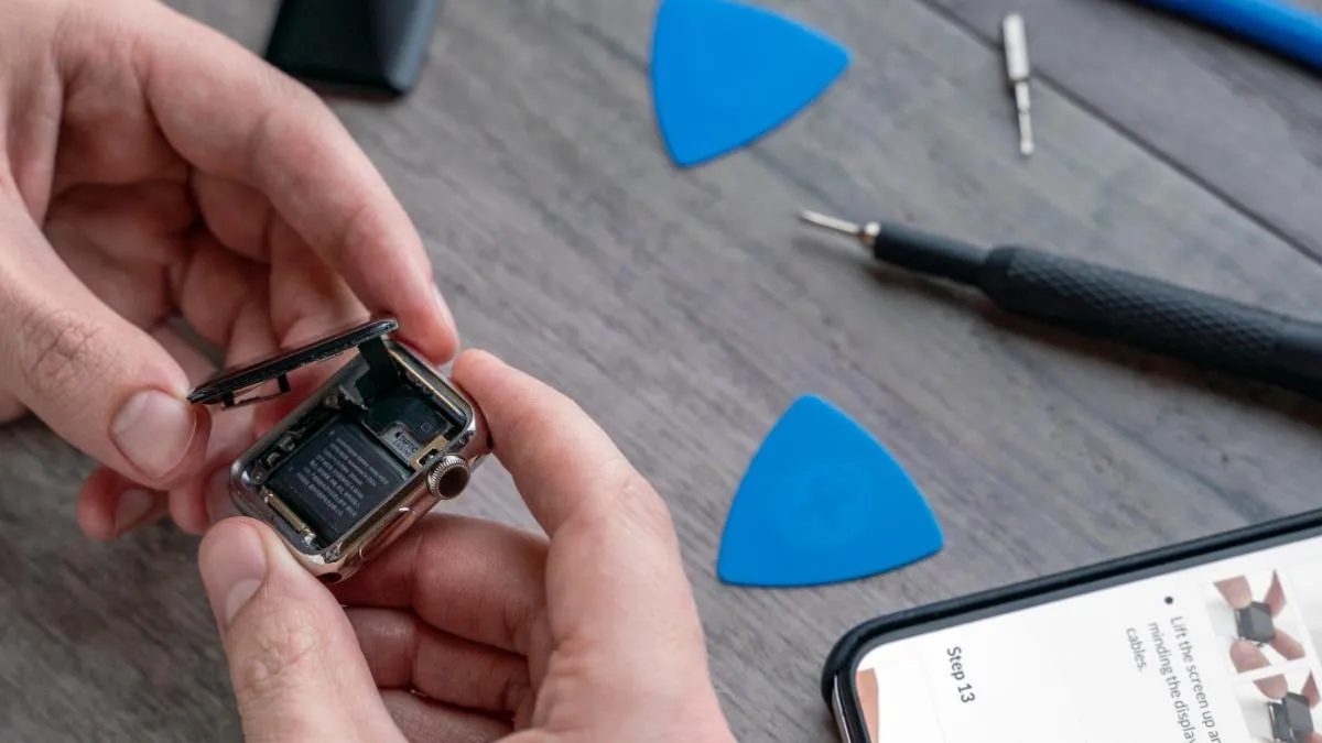 Die Apple Watch ist klein, aber reparierbar.