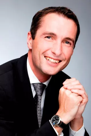 Bild: Führungswechsel bei Synpulse, Dr. Christoph Nützenadel wird neuer CEO