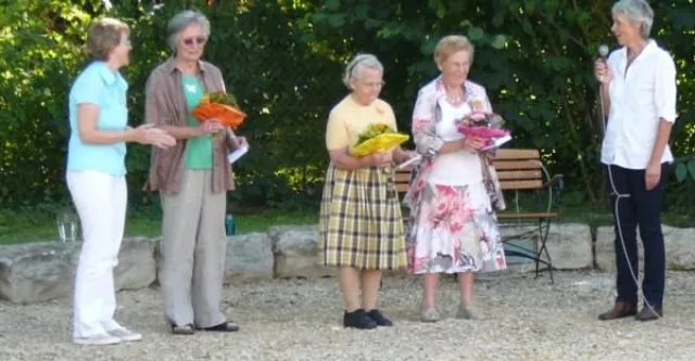Mit Freude zehn Jahre bürgerschaftliches Engagement - Sozialstation südl. Breisgau ehrt Mitarbeiterinnen Bild: Mit Freude zehn Jahre bürgerschaftliches Engagement - Sozialstation südl. Breisgau ehrt Mitarbeiterinnen