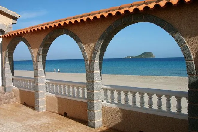 Bild: Spanien - Krise bringt Traumimmobilien am Strand auf den Markt