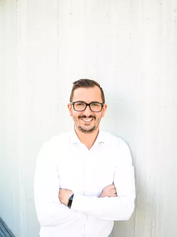 Bild: Erweiterung der Geschäftsleitung. Athanassios Kotrotsios wird Geschäftsführer der iGo3D GmbH.