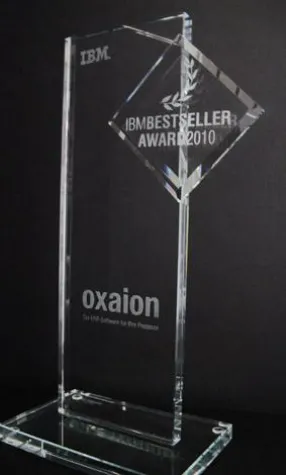 Bild: oxaion ag erhält IBM BestSeller Award 2010
