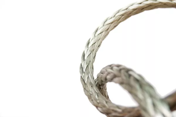 Bild: DynaOne® HS GeoBend erhält offizielles Typzulassungs-Zertifikat vom DNV GL als Davitseil
