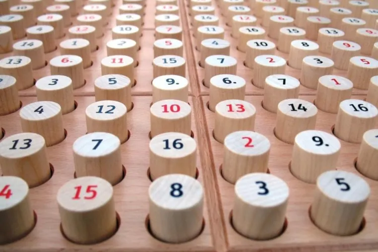 intellego holzspiele stellt vor: 16 x 16 MEGA SUDOKU für Profis Bild: intellego holzspiele stellt vor: 16 x 16 MEGA SUDOKU für Profis