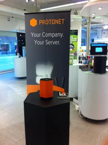 Gravis Roadshow – PROTONET on the Road Bild: Gravis Roadshow – PROTONET on the Road