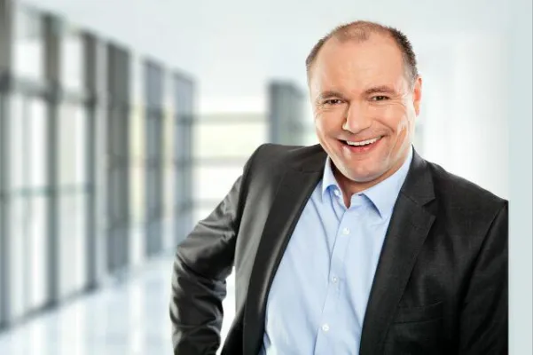 Bild: Statt 150 nur 30 Tage. Top-Executive Search Consultants besetzen Top-Positionen heute schneller und besser …