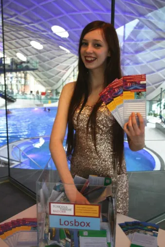 Bild: Toskana Therme Bad Orb: „Glücksfee Marie“ beschert 10 Familien aus MKK freien Eintritt in die Wellnessbadewelt