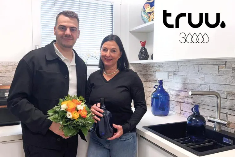 Bild: Meilenstein: truu begrüßt Familie Kress als 30.000. Kunden