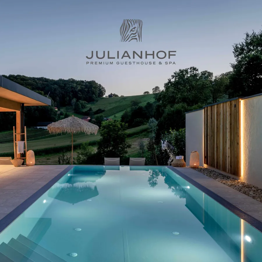 Abendstimmung - Beachhouse & Pool (© Günter Standl Photography)