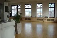 Keine Angst mehr vorm Hochzeitstanz – Neu im Hochzeitshaus: Tanzschule TanzSuite Bild: Keine Angst mehr vorm Hochzeitstanz – Neu im Hochzeitshaus: Tanzschule TanzSuite