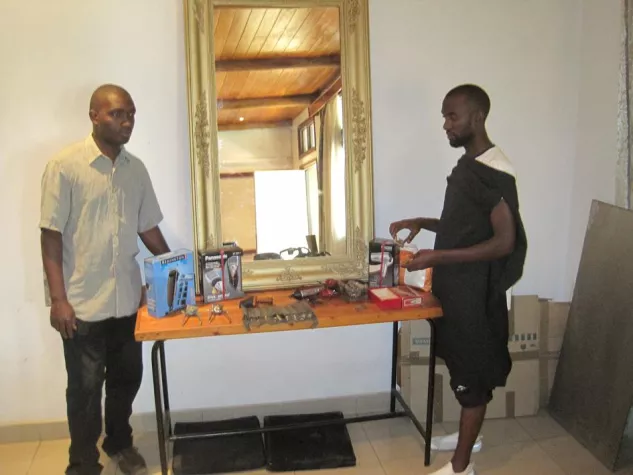 Bild: Vom Container zum Coiffeur: Contargo unterstützt Hilfstransport