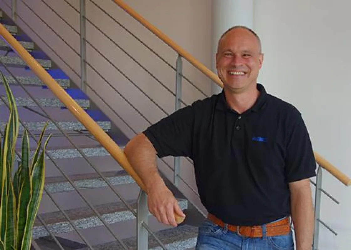„Ich freue mich auf die Abwechslung und mein Team!“, so Sascha Senger, neuer Serviceleiter bei H2O.