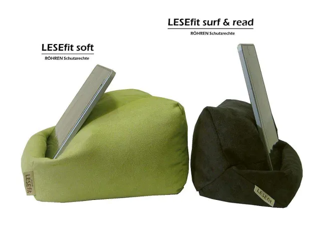 Bild: Der „LESEfit soft“ begeistert die Sofa-Surfer. Jetzt bekommt das Tablet Kissen einen kleinen Bruder