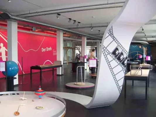 Bild: ideea richtet neues Experimentiermuseum mit ein