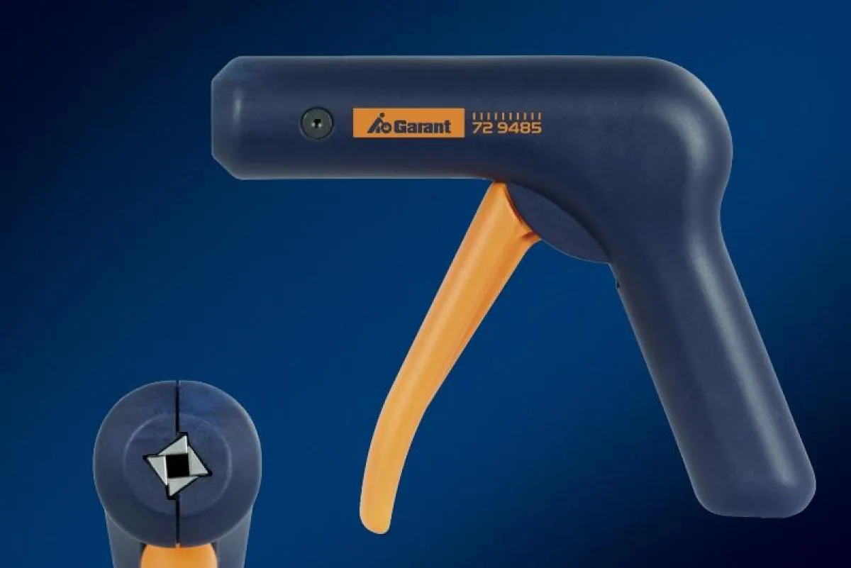 Die GARANT Crimppistole punktet mit ergonomischer Pistolenform  vor allem an engen Stellen.