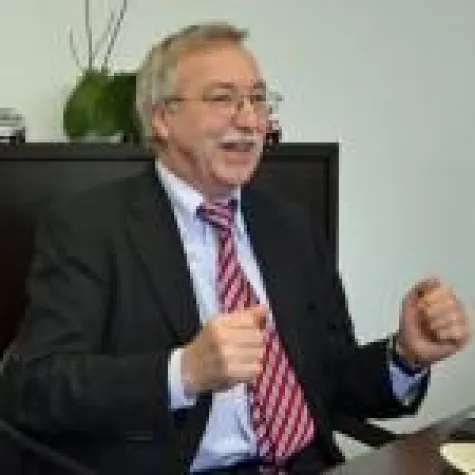 Bild: Senioren und Steuern