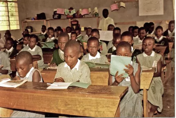 Bild: 55 Millionen Euro für Afrika - 25 Jahre Stiftungsarbeit Kinder in Afrika