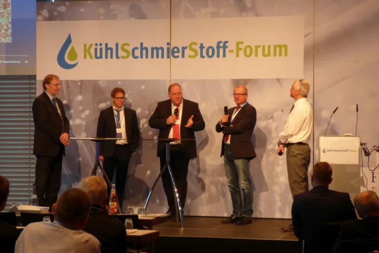 29. KühlSchmierStoff-Forum in Stuttgart-Fellbach Bild: 29. KühlSchmierStoff-Forum in Stuttgart-Fellbach