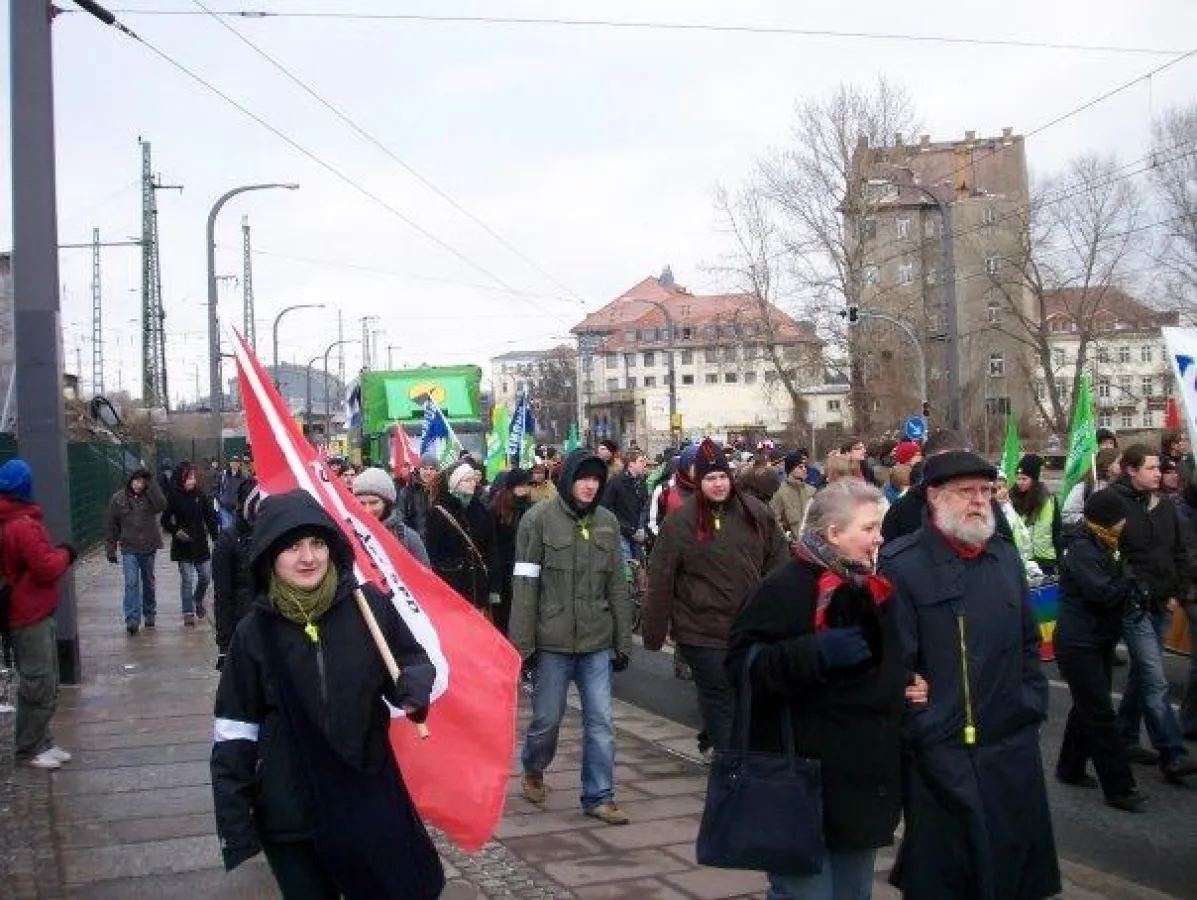 Demokratie heißt: Wählen, Demonstrieren und eigene Interessen vertreten