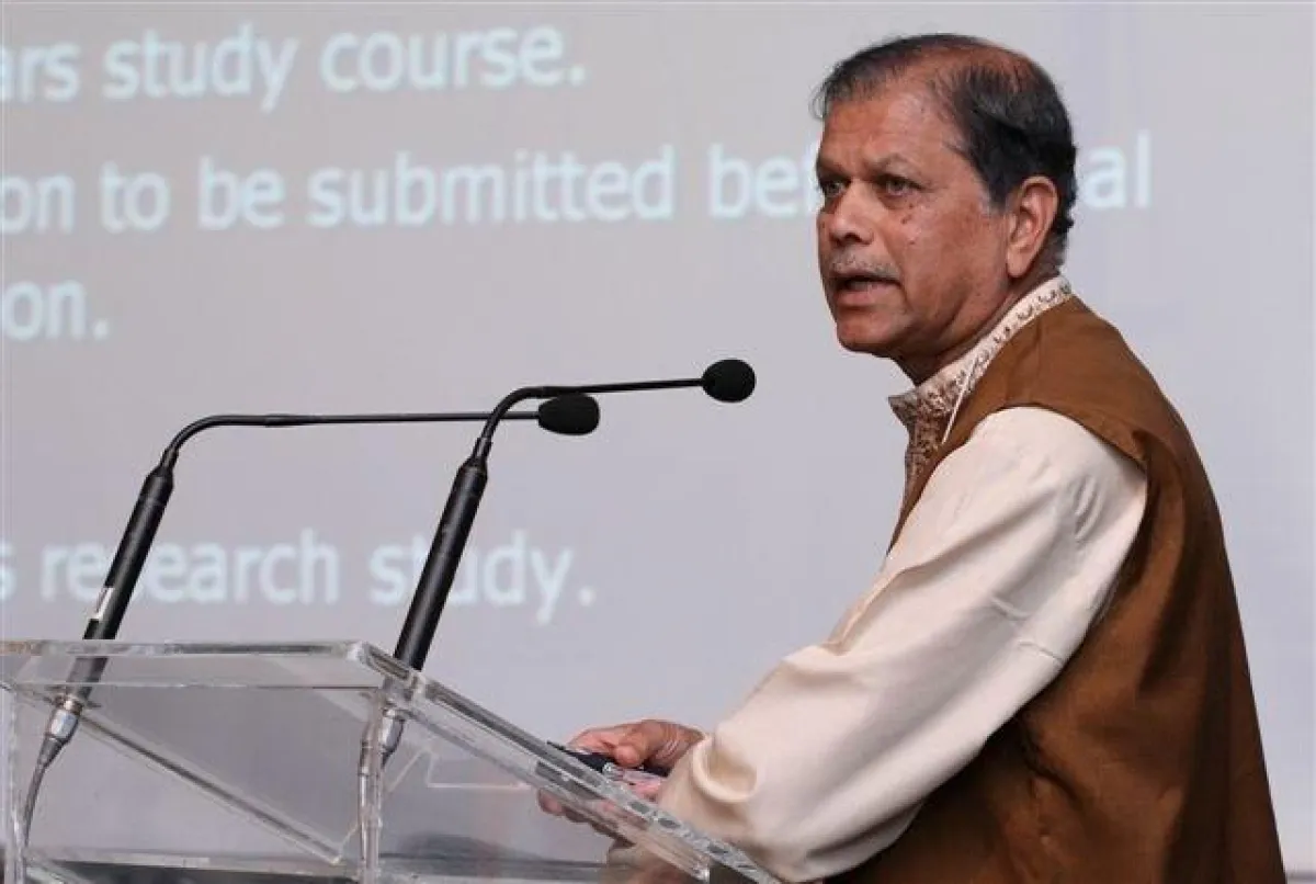 Dr. Prof. Subhash Ranade