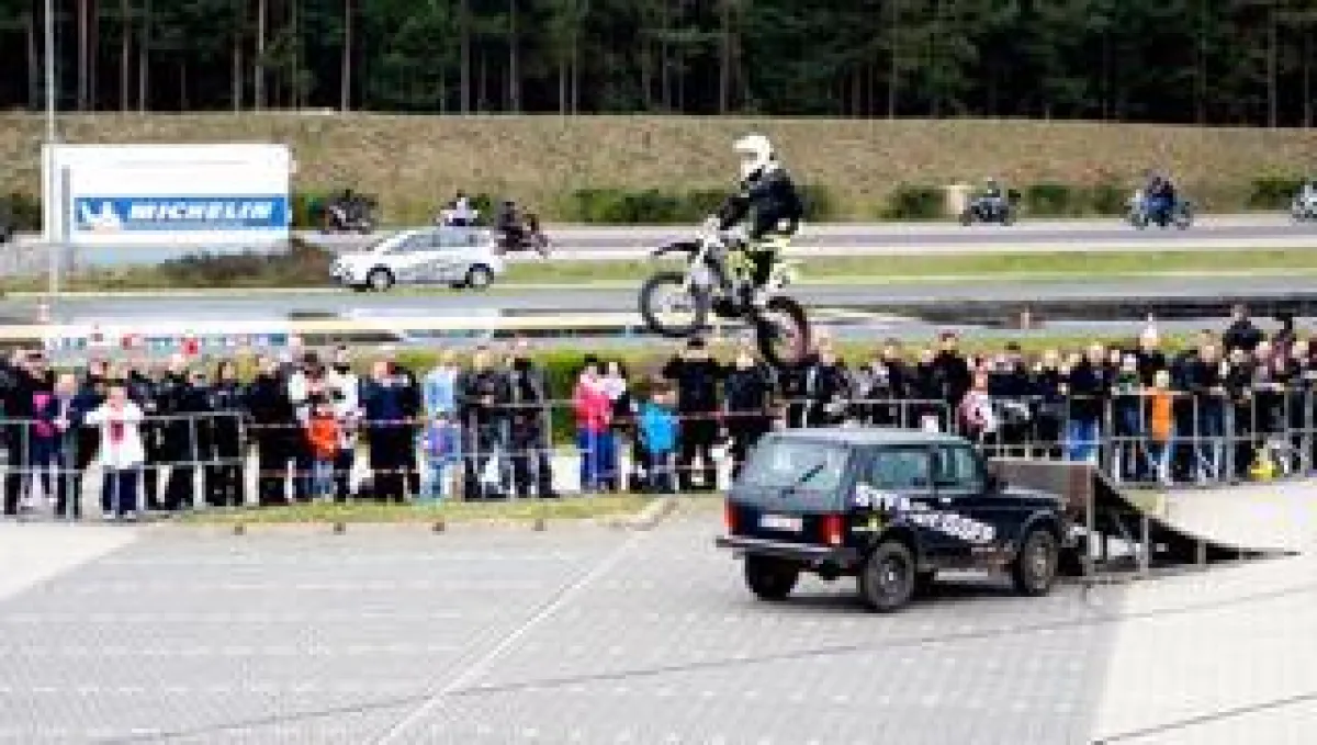 Sorgte für Stimmung: Mike Auffenberg und seine Stuntshow