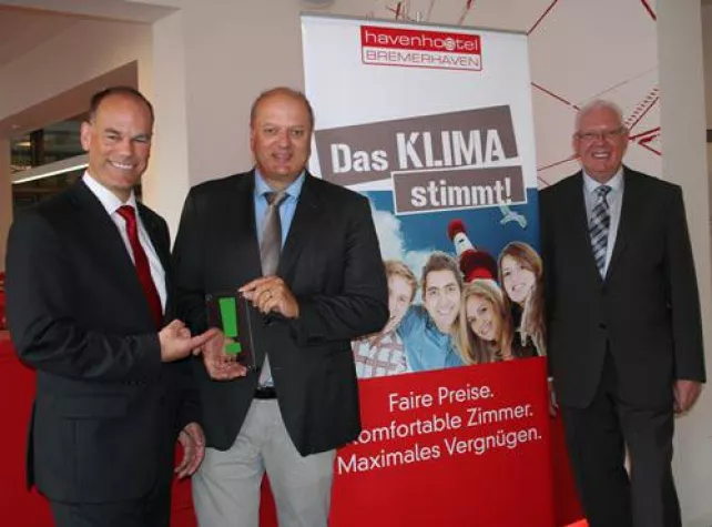 Ausgezeichnet: havenhostel erhält „plietsch!“-Plakette Bild: Ausgezeichnet: havenhostel erhält „plietsch!“-Plakette