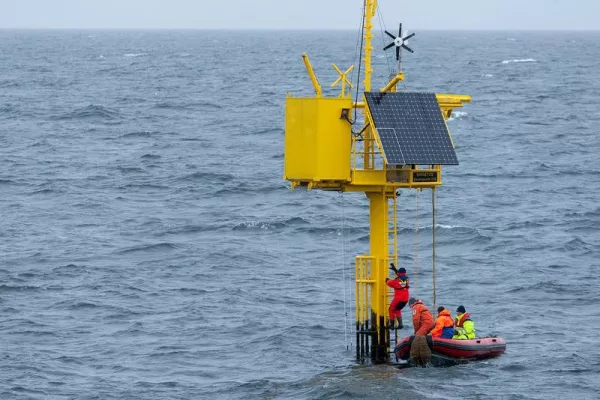 Bild: Der Salzwasser-Wächter auf der Darßer Schwelle: Rund um die Uhr im Einsatz - und das seit 25 Jahren