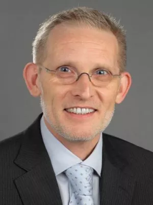 Bild: Michael Antheck verstärkt Acceleor