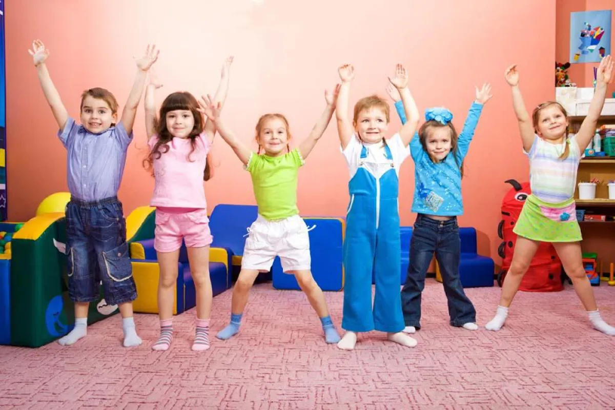 Nur unbedenkliche Baustoffe sollten verwendet werden, wie die Wand- und Bodenbeläge von Baumit