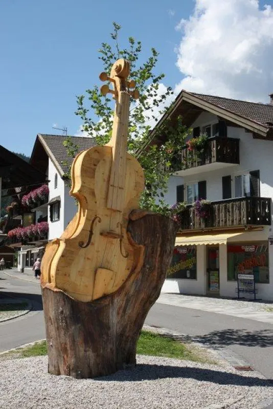 Kultur und Berge harmonieren beim Mittenwalder Musiksommer