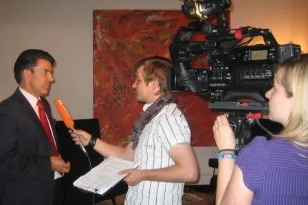 Pecunia – das neue TV-Finanz & Versicherungsmagazin vom Makler des Jahres 2010- der Magnu GmbH Bild: Pecunia – das neue TV-Finanz & Versicherungsmagazin vom Makler des Jahres 2010- der Magnu GmbH